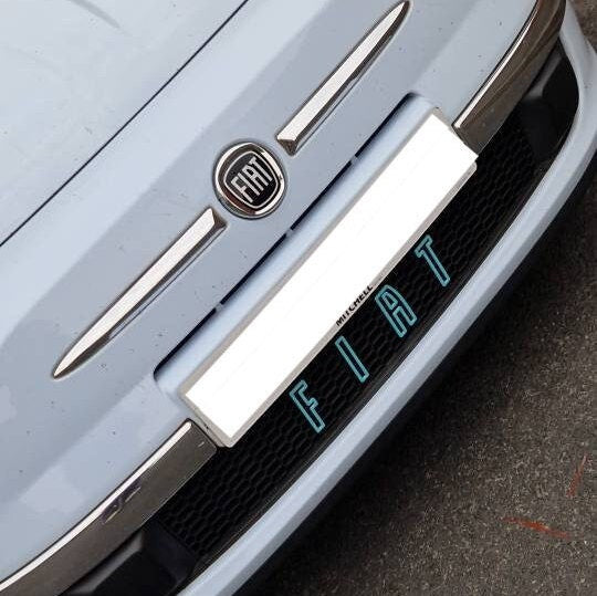 Fiat outline grille letters