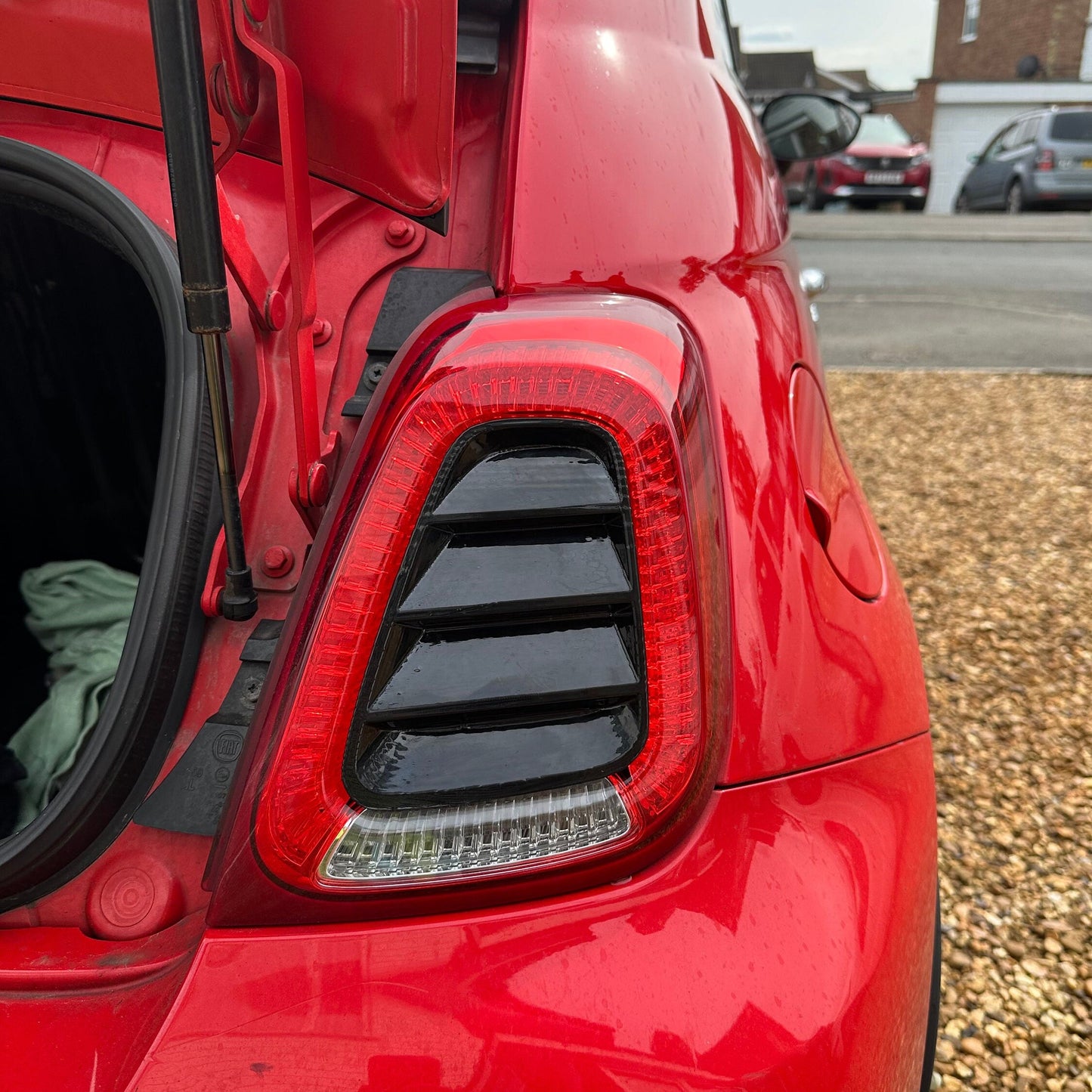 Glossy Abarth and Fiat 500/595 rear light louvres style inserts