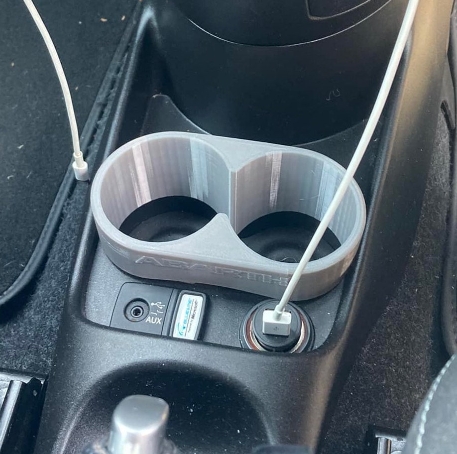 3D printed cupholder extender v2