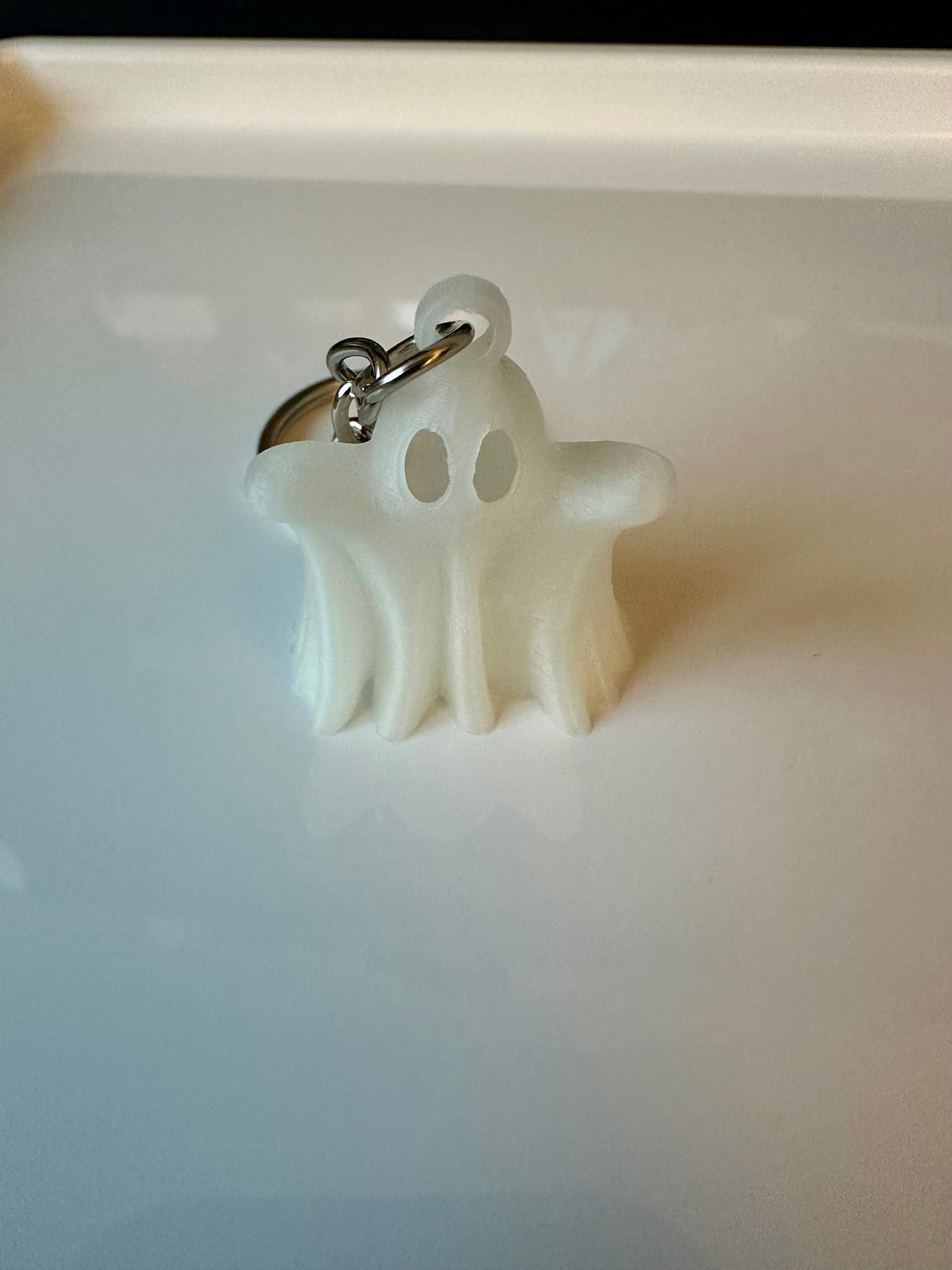 3D printed glow in the dark ghost keyring